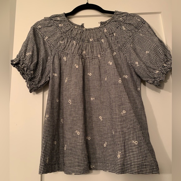 Daisy Embroidered Shirred Puff-Sleeve Top - Picture 3 of 3